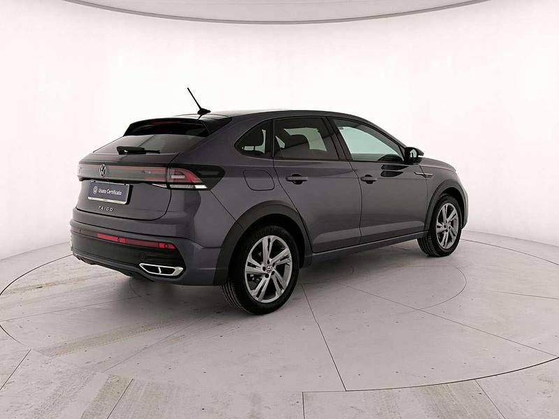 Usata VW Taigo R-line 110 CV (80 kW) 2022 Smoky grey metallizzato deep black perla SUV