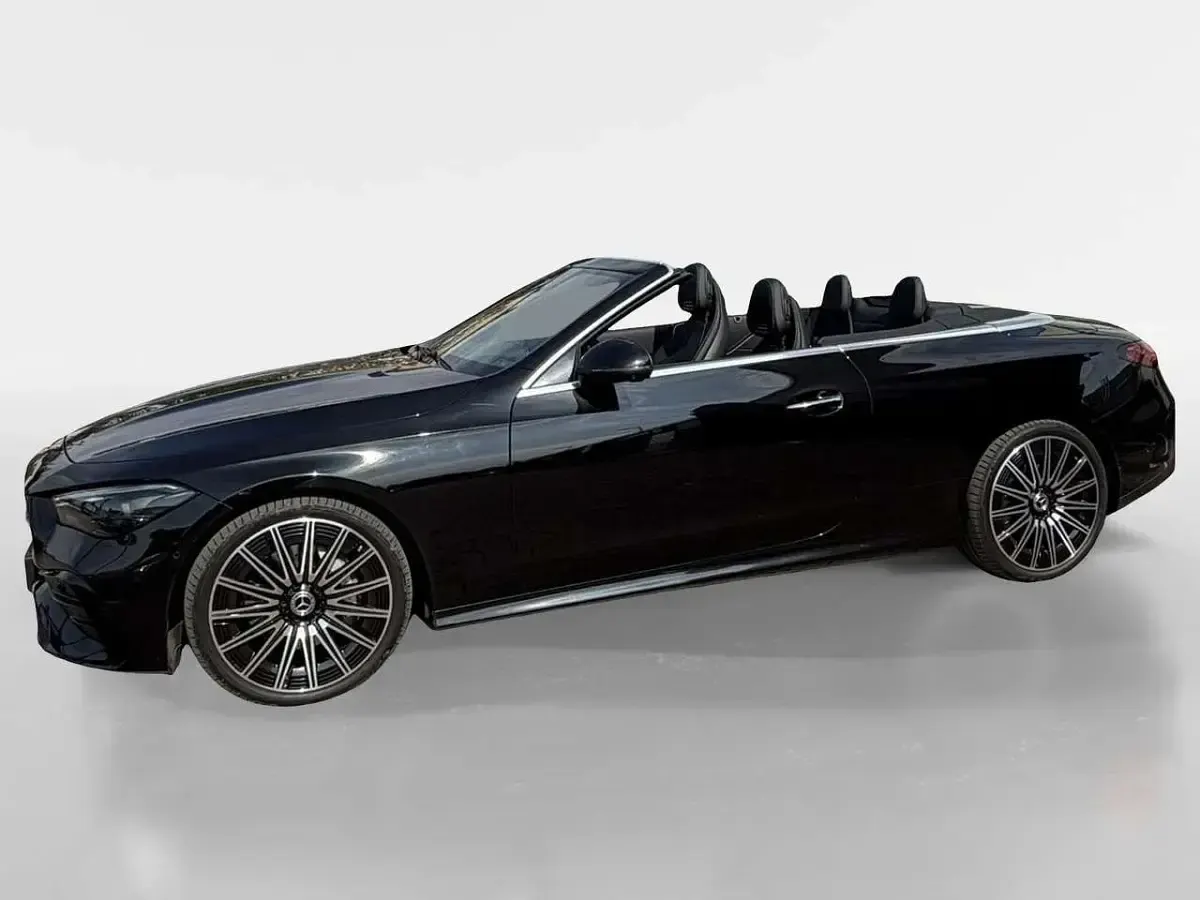 Usata Mercedes CLE300 AMG Line Premium Plus 258 CV (189 kW) 2026 Nero Cabrio