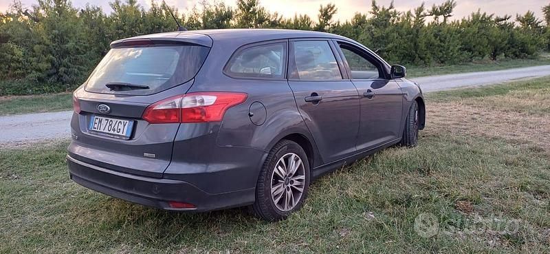 Usata Ford Focus 116 CV (85 kW) 2012 Nero Berlina