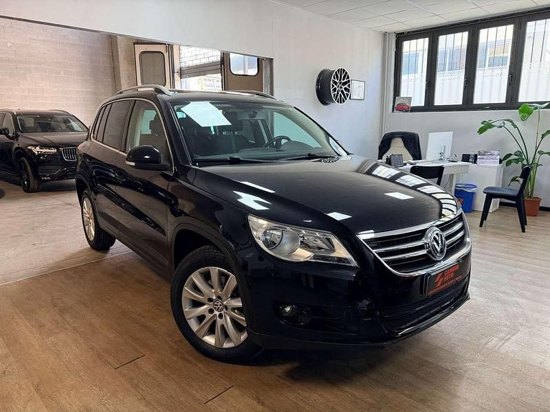 Usata VW Tiguan Sport 140 CV (102 kW) 2011 Nero SUV