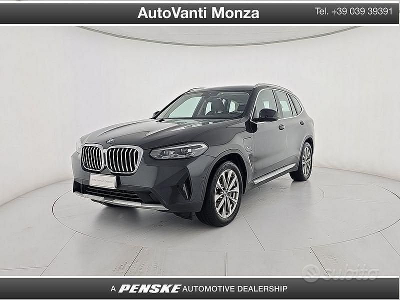Grigio Usata 2021 BMW X3 Comfort Edition SUV | 31.890 € (Ottimo prezzo) - Immagine 1/3