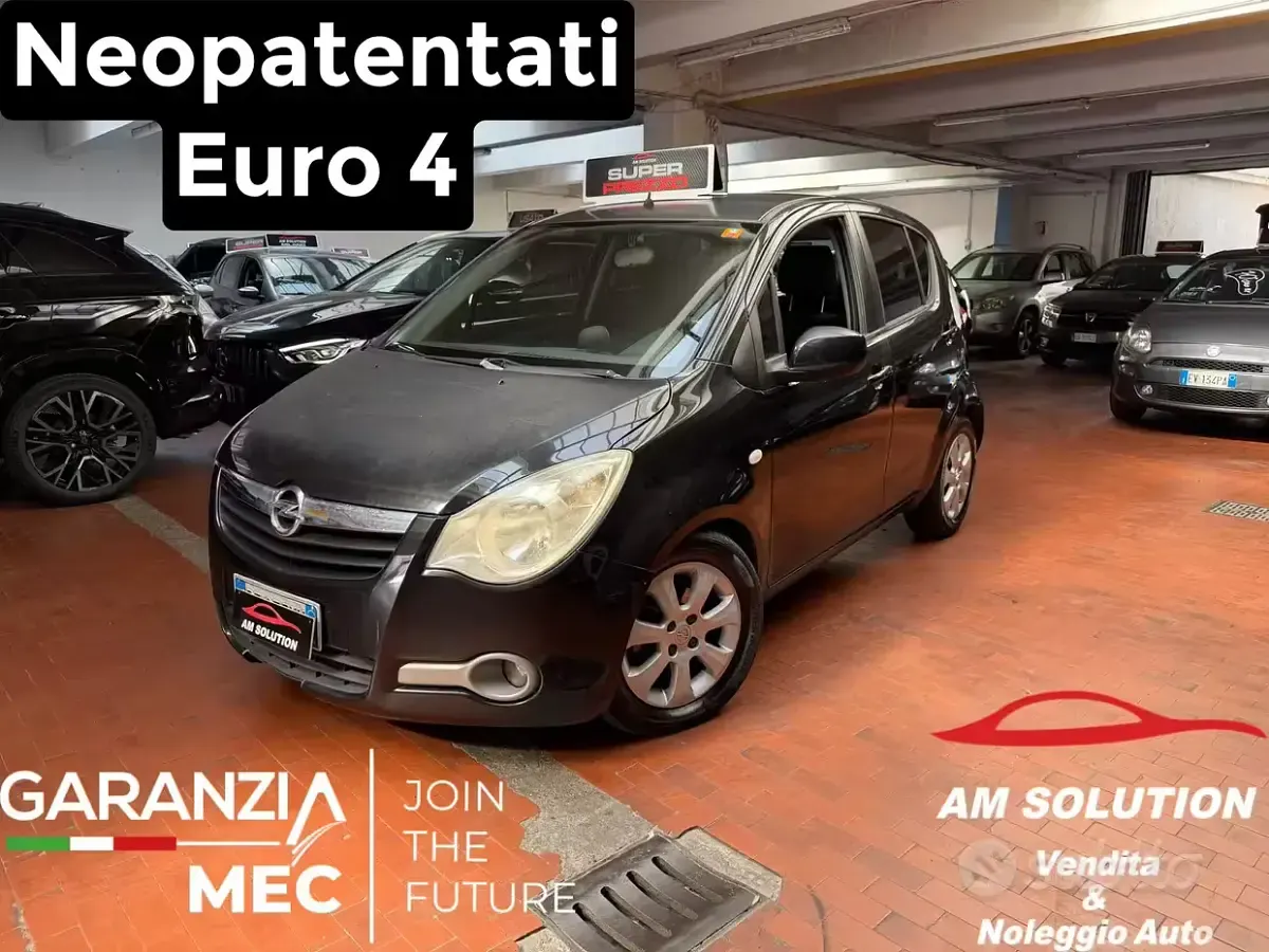 Usata Opel Agila 86 CV (63 kW) 2010 Nero Utilitaria