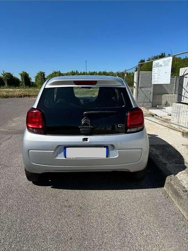 Grigio Usata 2021 Citroën C1 Shine Due volumi | 8200 € (Ottimo prezzo) - Immagine 1/4