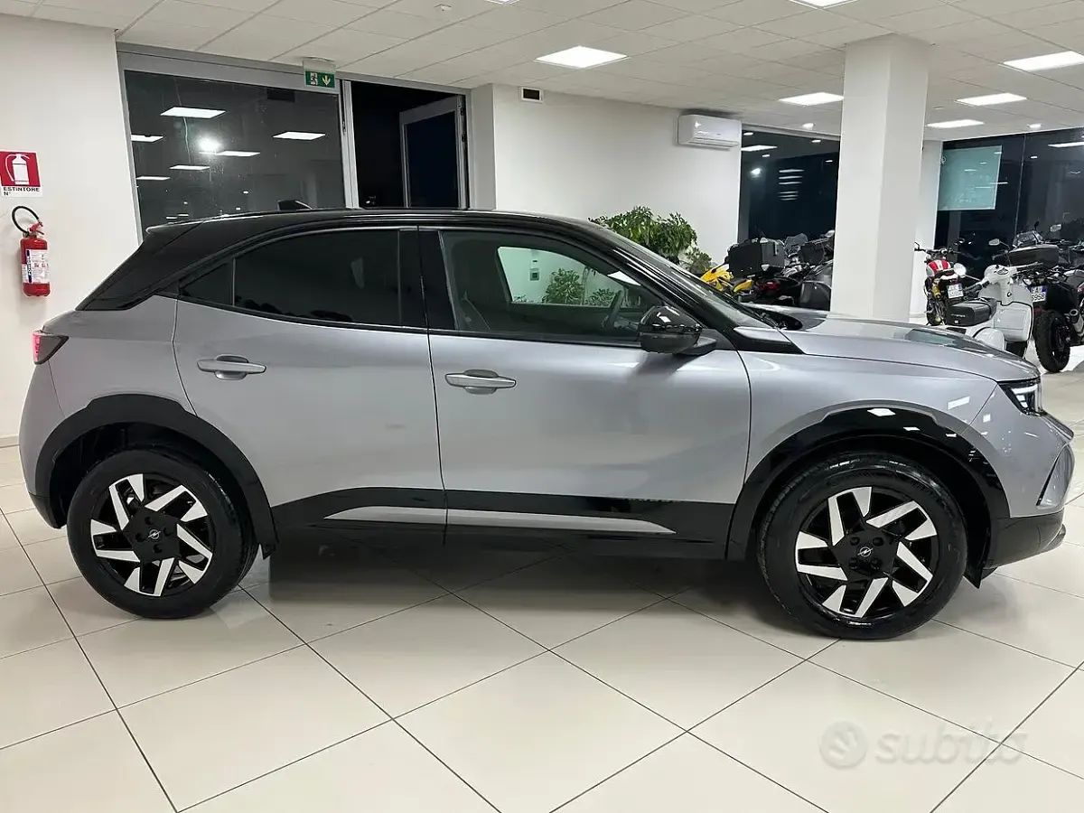 Usata Opel Mokka Edition 131 CV (96 kW) 2025 Grigio SUV