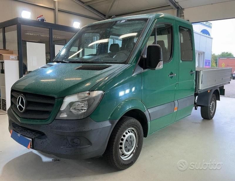Verde Usata 2016 Mercedes Sprinter Furgone | 18.000 € (Molto cara) - Immagine 1/4