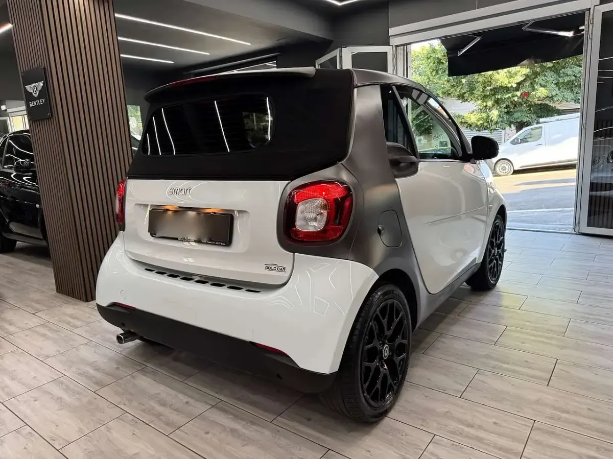 Usata Smart ForTwo Cabrio Passion 71 CV (52 kW) 2016 Bianco Cabrio