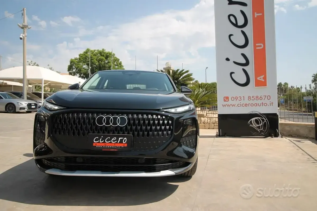 Nuova Audi Q3 Sportback Advanced 150 CV (110 kW) 2026 Nero mythos SUV