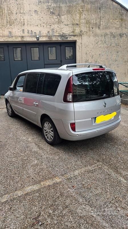 Usata Renault Grand Espace 175 CV (128 kW) 2011 Grigio Monovolume