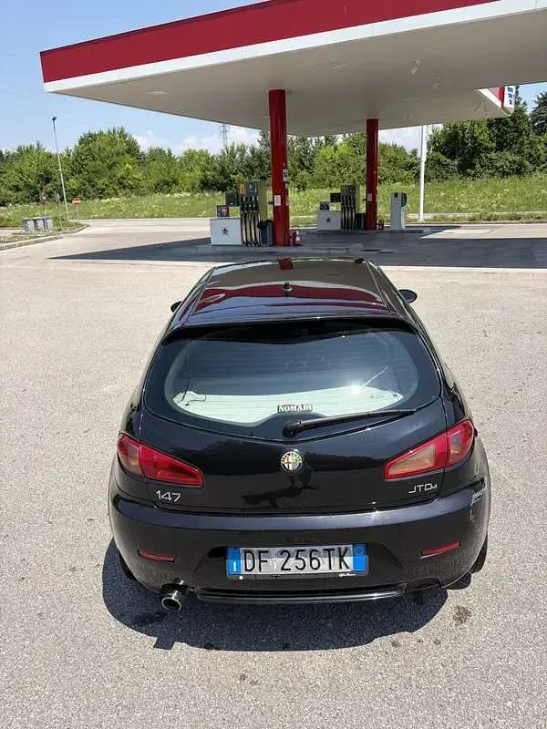 Usata Alfa Romeo 147 Distinctive 120 CV (88 kW) 2007 Utilitaria