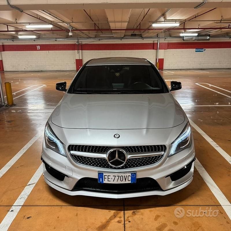 Usata Mercedes CLA220 Shooting Brake 177 CV (130 kW) 2016 Grigio Station wagon