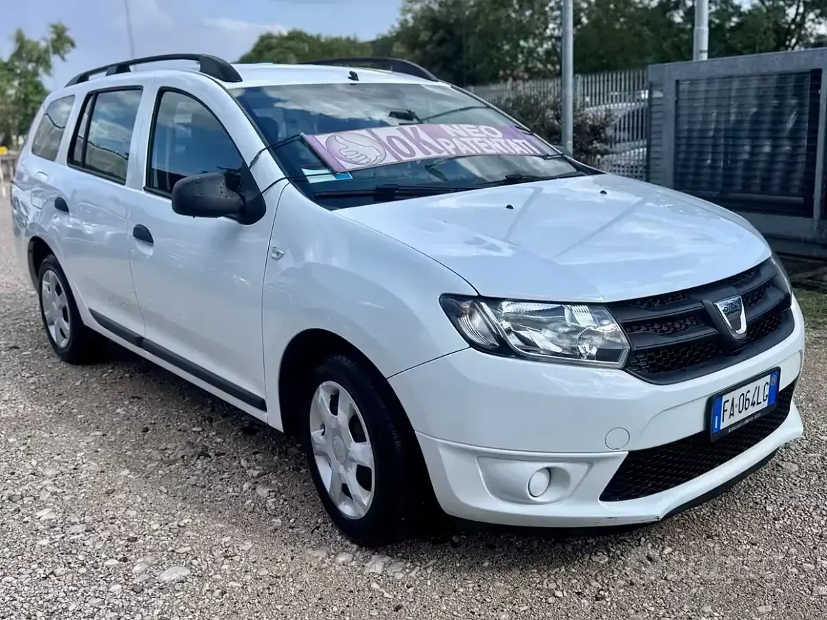 Usata Dacia Logan MCV 75 CV (55 kW) 2015 Bianco Station wagon
