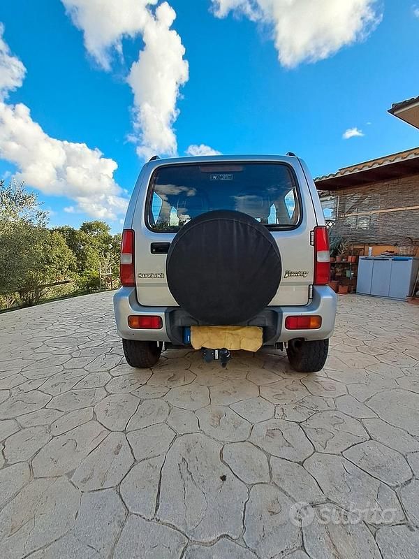 Usata Suzuki Jimny 65 CV (47 kW) 2005 SUV