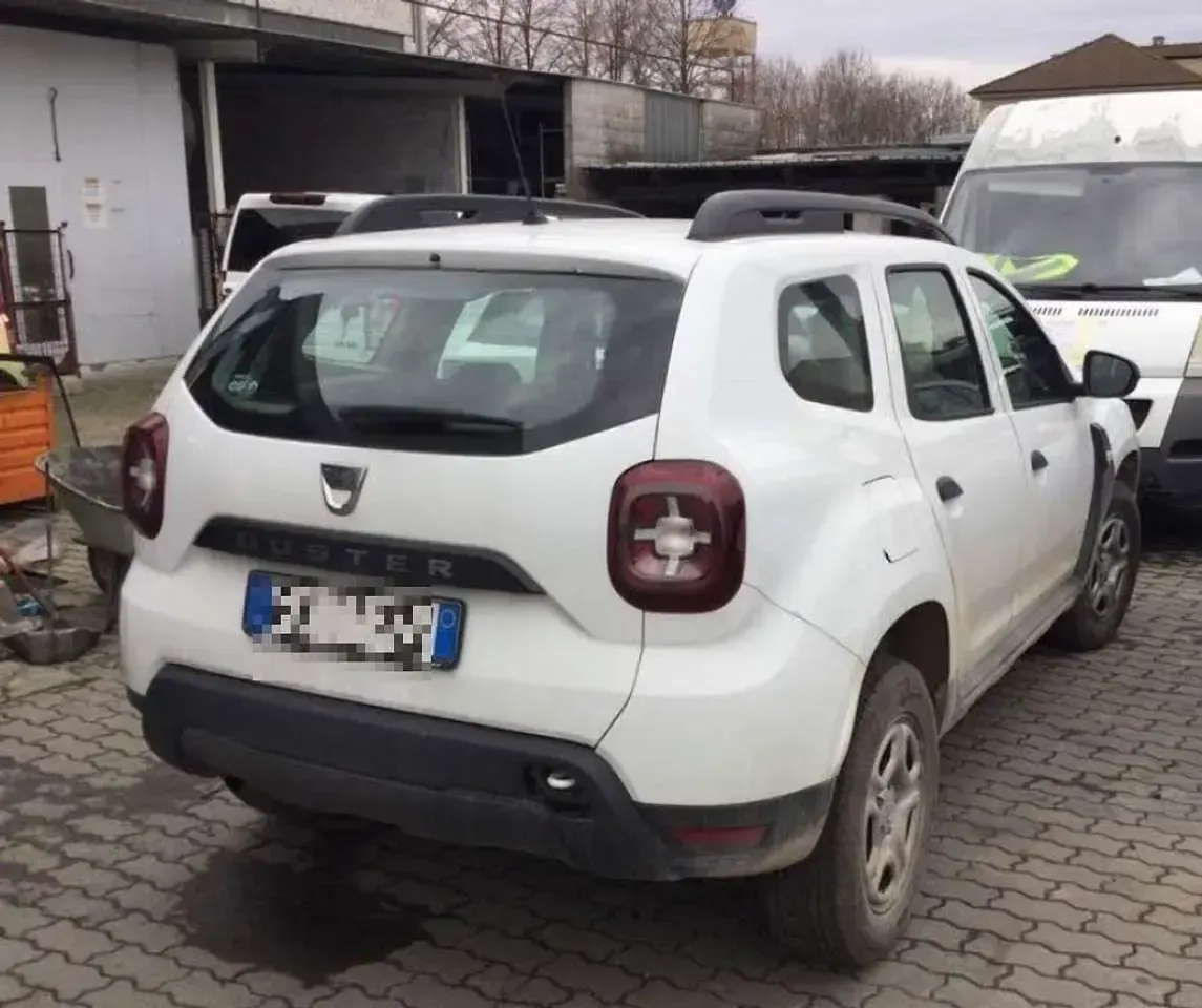 Usata Dacia Duster Ambiance 109 CV (80 kW) 2018 Bianco SUV