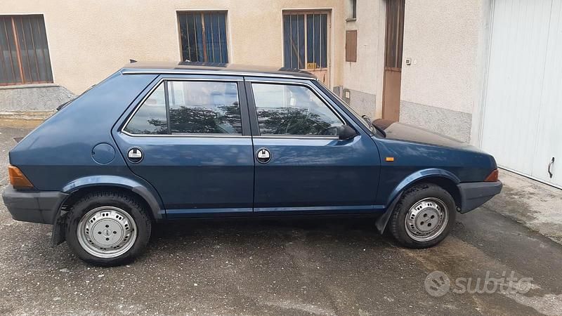 Usata Fiat Ritmo S 130 CV (95 kW) 1984 Blu Berlina