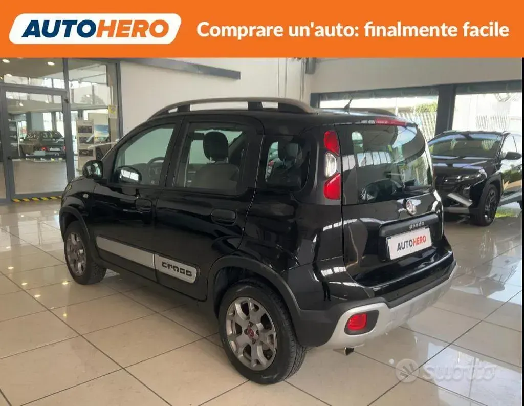 Usata Fiat Panda Cross Cross 84 CV (61 kW) 2018 Nero Utilitaria