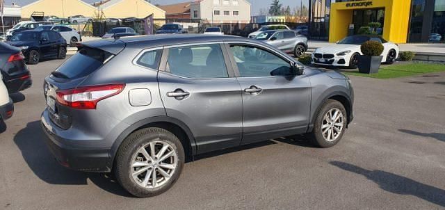 Usata Nissan Qashqai Acenta 2016 Grigio SUV