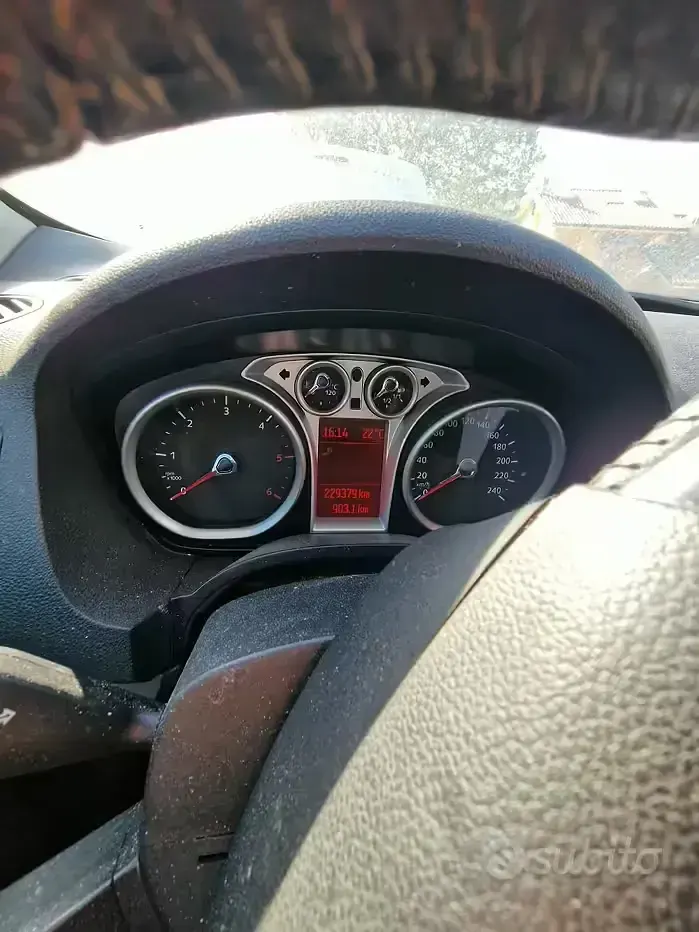 Usado Ford Kuga 163 CV (119 kW) 2012 SUV