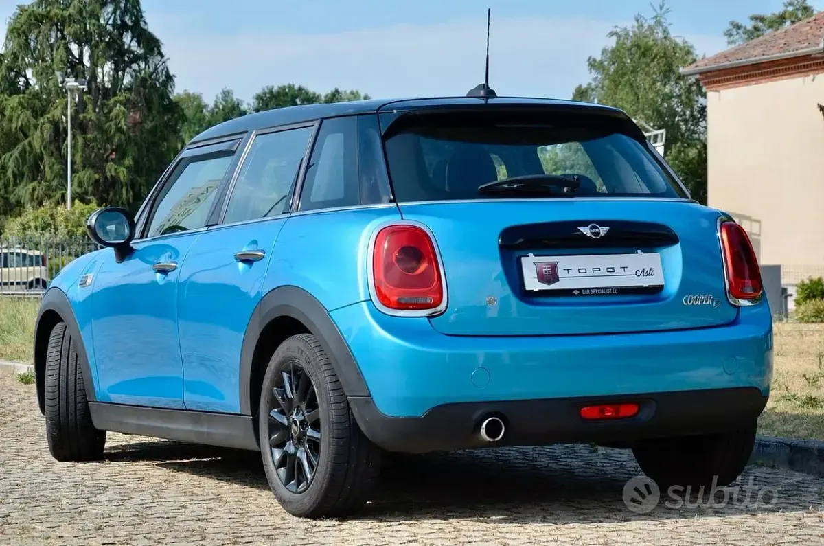 Usata Mini Cooper D 116 CV (85 kW) 2017 Bluazzurro Utilitaria