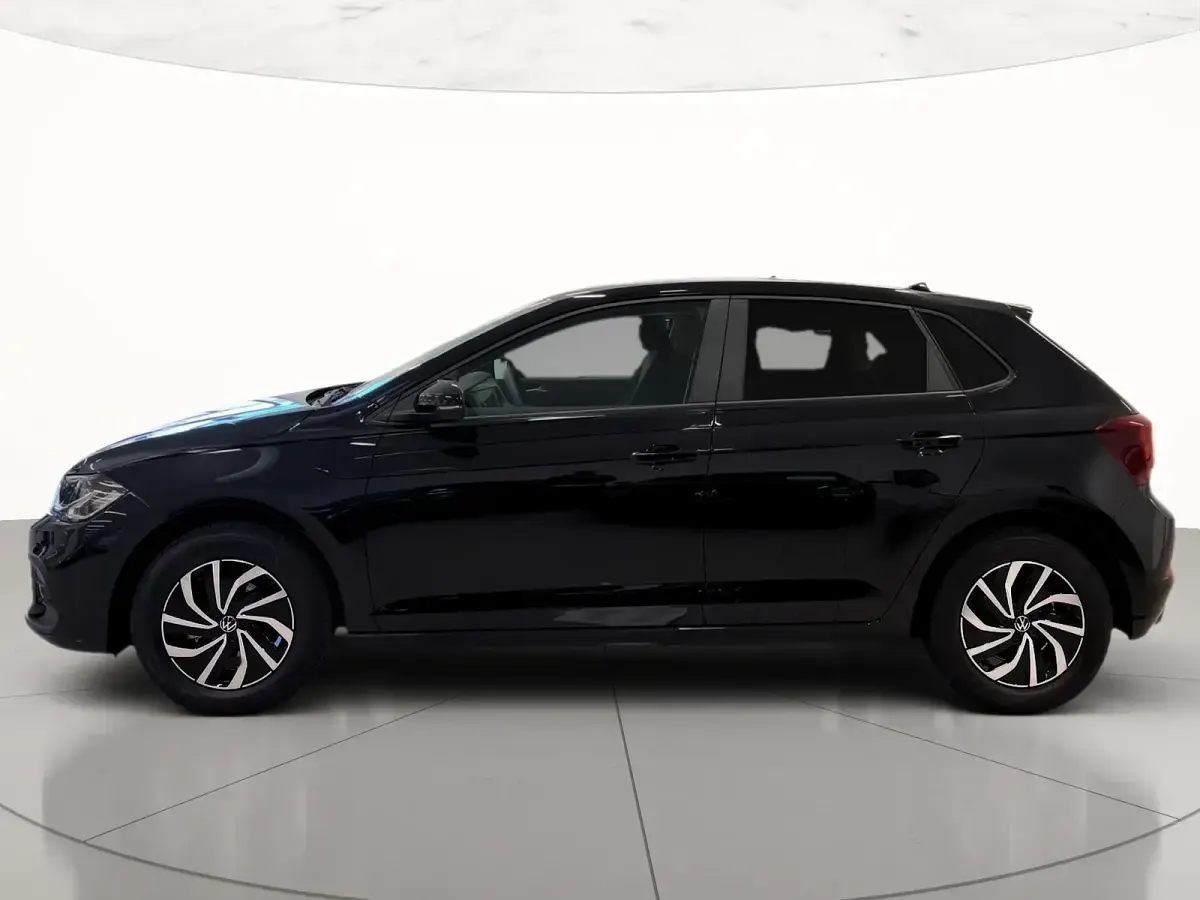 Nuova VW Polo Life 95 CV (69 kW) 2026 2t deep black perlato Utilitaria