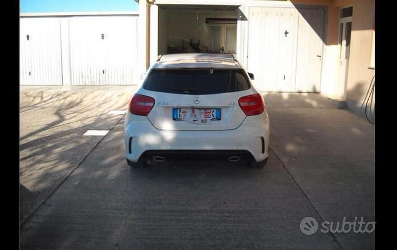 Usata Mercedes A180 Premium 109 CV (80 kW) 2015 Bianco Berlina