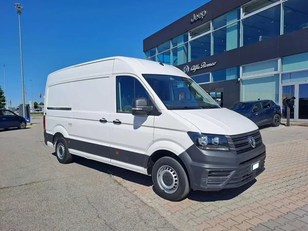Usata VW Crafter 140 CV (102 kW) 2023 Bianco Furgone