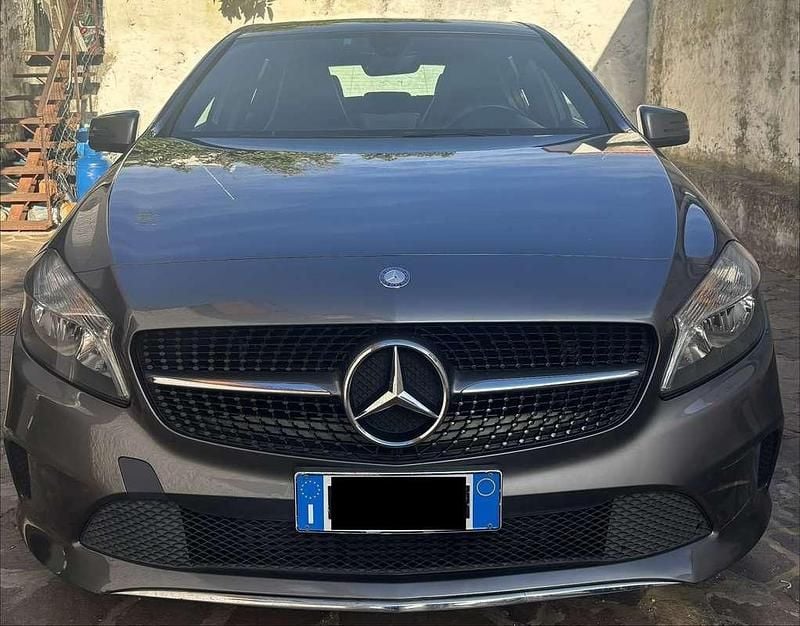 Usata Mercedes A160 SE 82 CV (60 kW) 2017 Monovolume