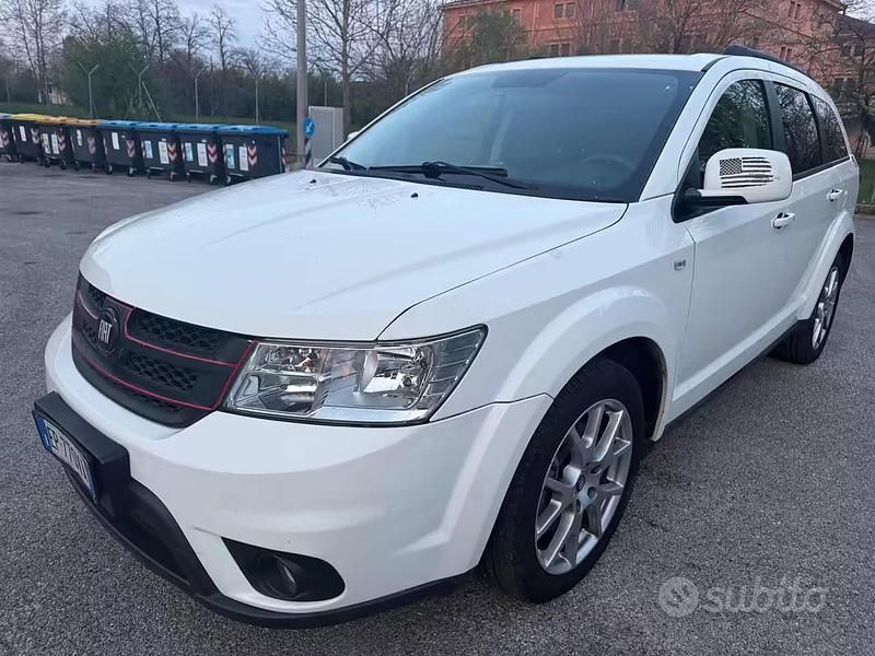 Usata Fiat Freemont 140 CV (102 kW) 2013 Bianco SUV