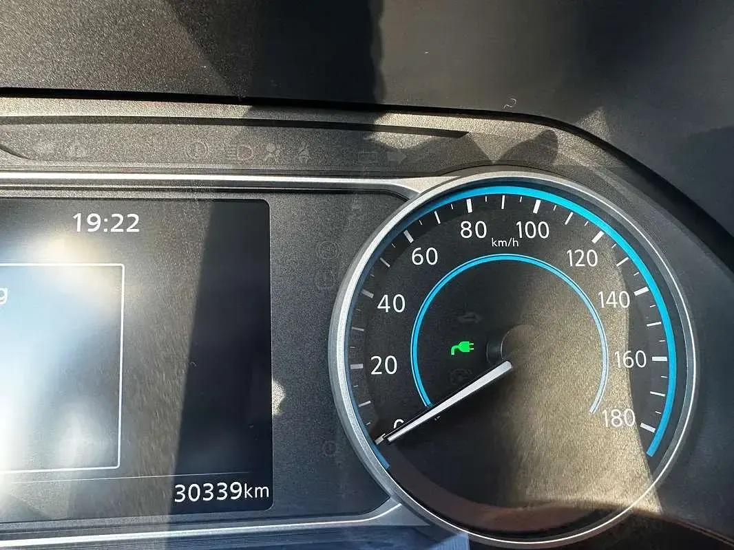 Usata Nissan Leaf Acenta 89 kW (122 CV) 2023 Bianco Utilitaria