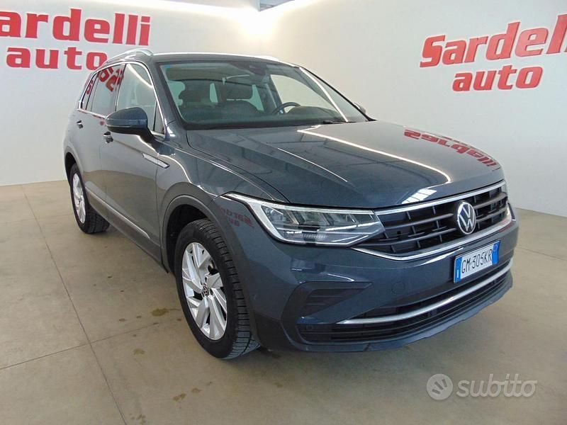 Usata VW Tiguan Life 150 CV (110 kW) 2022 Grigio SUV
