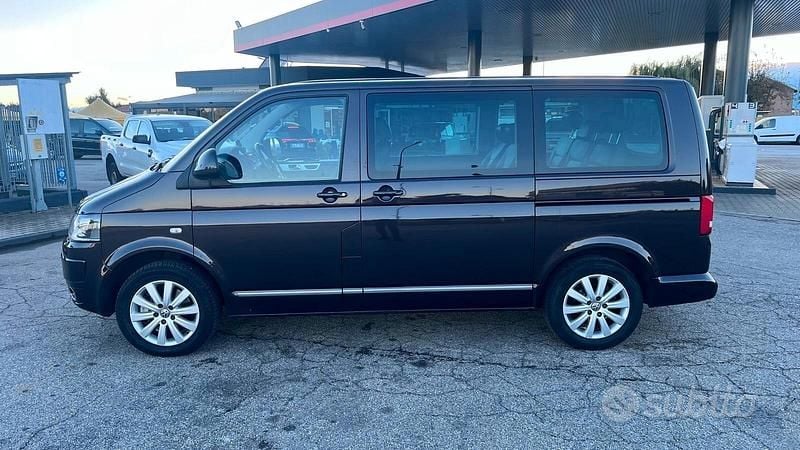 Usata VW Multivan Comfortline 180 CV (132 kW) 2012 Nero Furgone