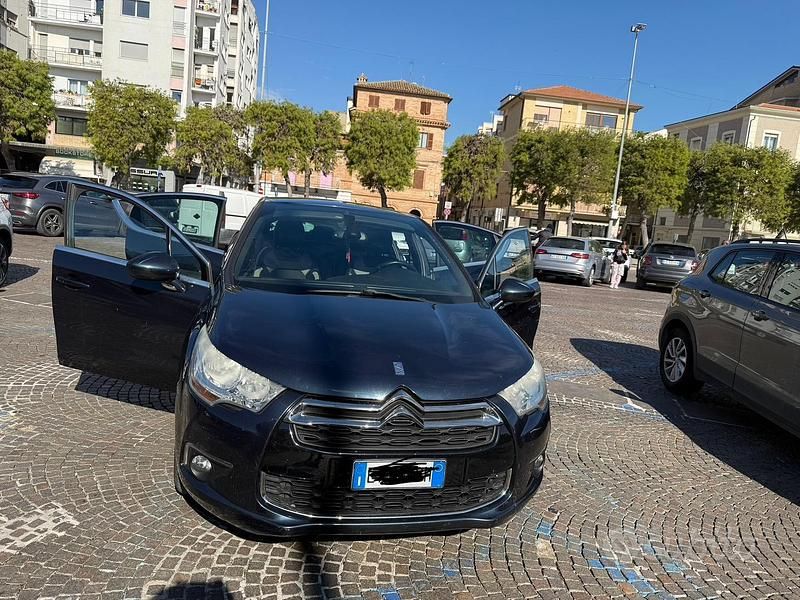 Usata Citroën DS4 2013 Blu Utilitaria