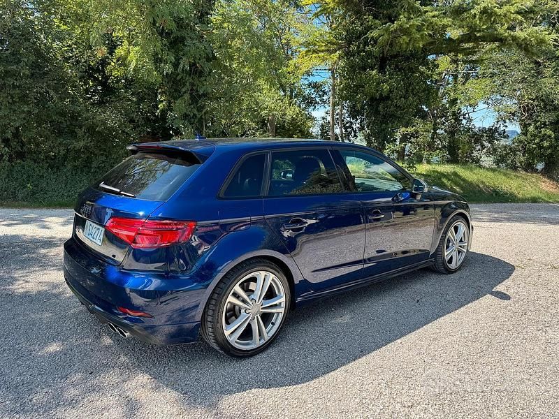 Usata Audi S3 Ambiente 310 CV (228 kW) 2017 Blu Berlina
