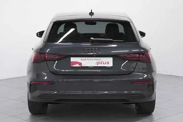 Occasion Audi A3 Advanced Plus 150 ch (110 kW) 2023 Gris Berline