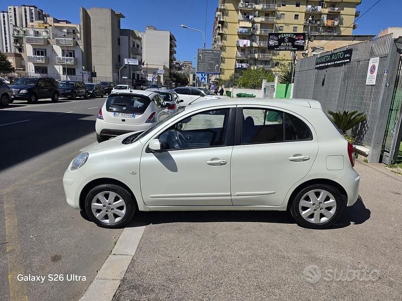Usata Nissan Micra Acenta 80 CV (58 kW) 2012 Bianco Utilitaria