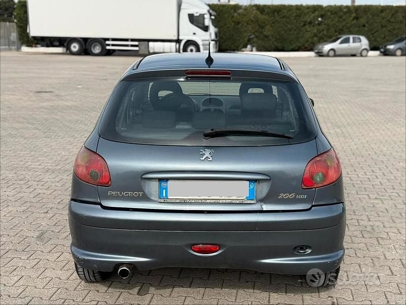 Usata Peugeot 206 68 CV (50 kW) 2006 Grigio Berlina