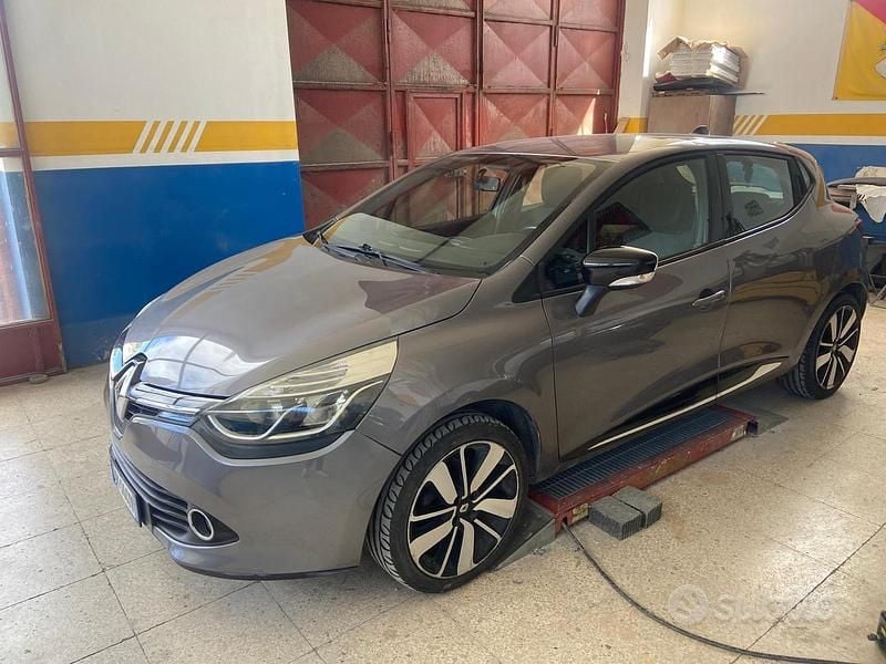 Usata Renault Clio IV 75 CV (55 kW) 2016 Grigio Berlina