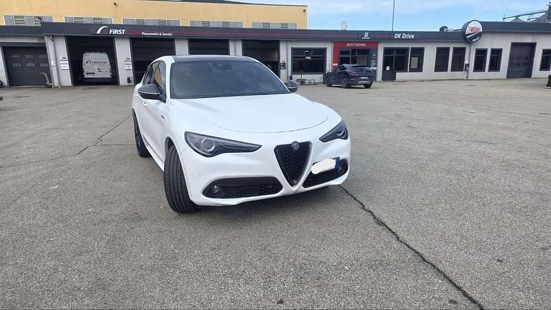 Usata Alfa Romeo Stelvio Veloce 210 CV (154 kW) 2021 Bianco SUV