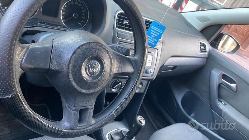 Usata VW Polo 90 CV (66 kW) 2011 Nero Berlina