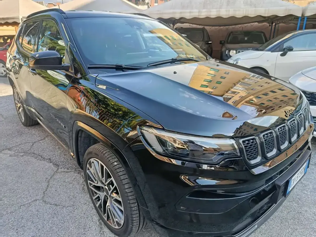 Usata Jeep Compass Summit 131 CV (96 kW) 2024 Nero SUV