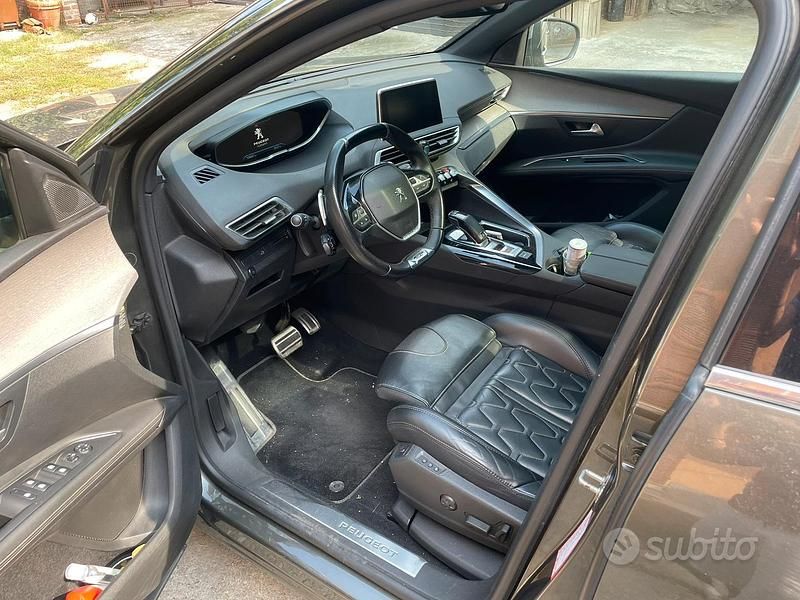 Usata Peugeot 3008 GT 181 CV (133 kW) 2017 Verde SUV