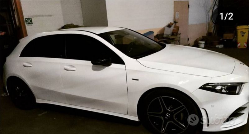 Bianco Usata 2021 Mercedes A200 Edition Due volumi | 26.000 € (Buon prezzo) - Immagine 1/3