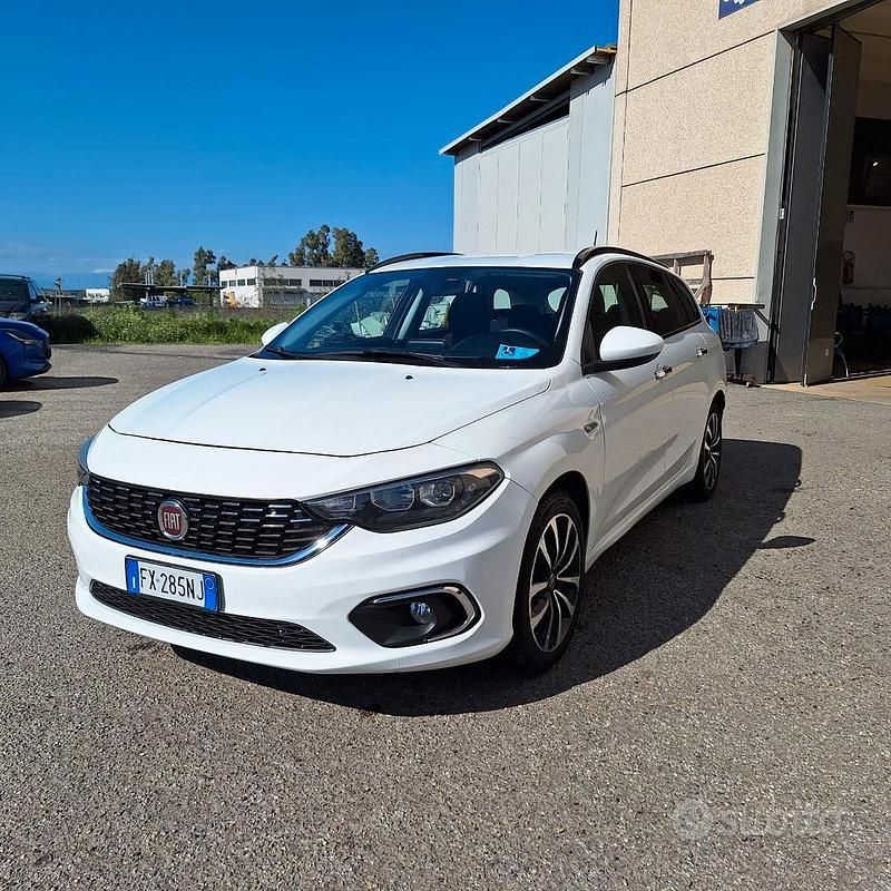 Usata Fiat Tipo Lounge 120 CV (88 kW) 2019 Bianco Station wagon