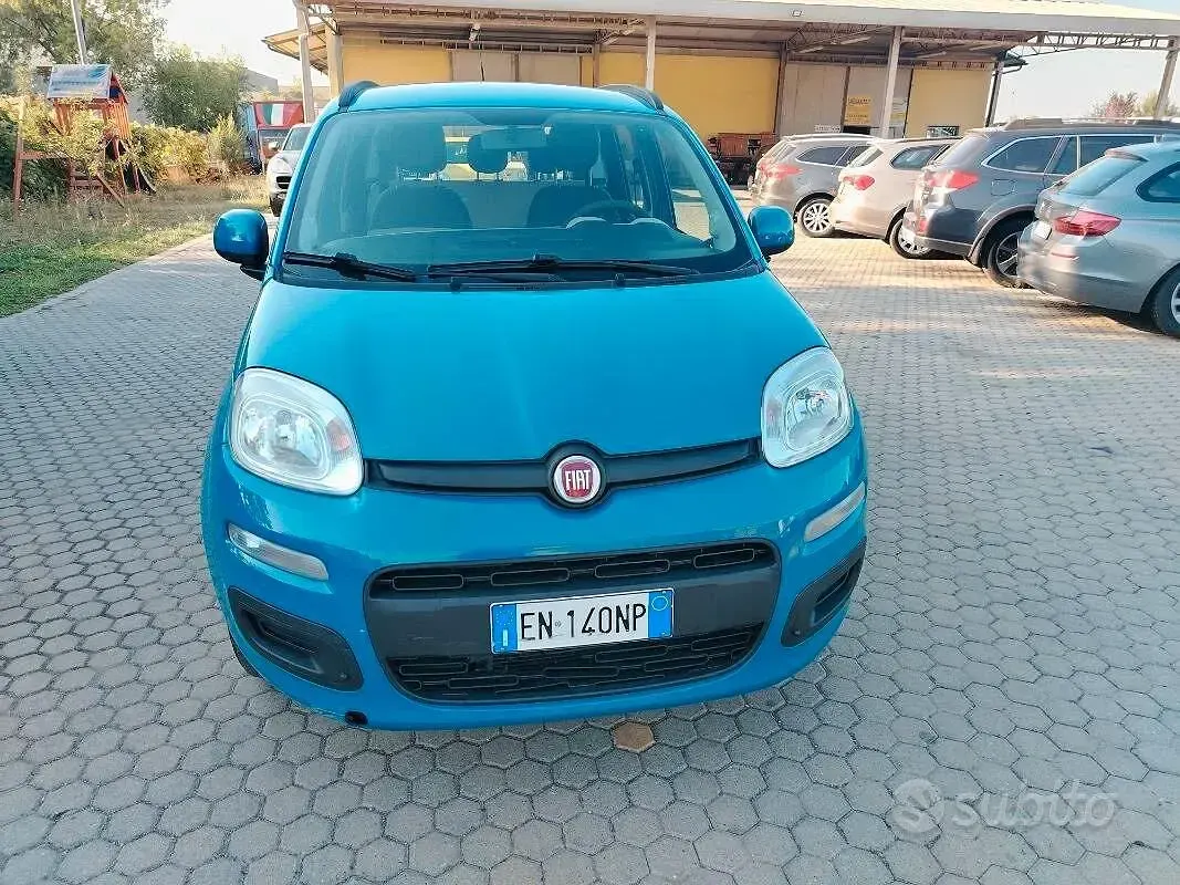Usata Fiat Panda Easy 80 CV (58 kW) 2012 Blu/azzurro Utilitaria