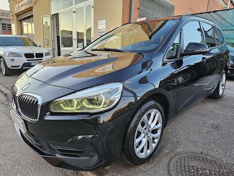 Usata BMW 218 Gran Tourer Luxury Line 150 CV (110 kW) 2021 Nero Monovolume