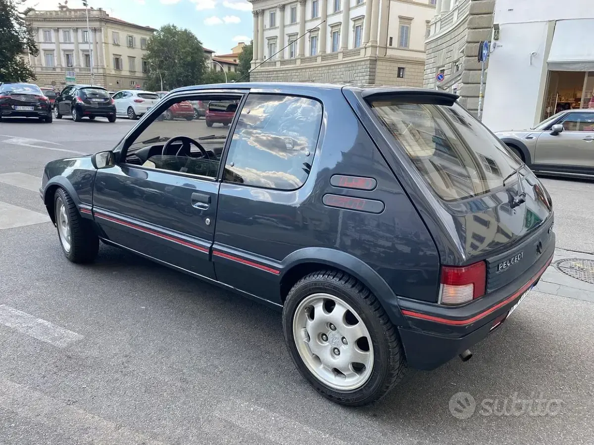 Usata Peugeot 205 GTi 128 CV (94 kW) 1990 Berlina