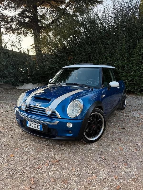 Blu/azzurro Usata 2005 Mini Cooper S Utilitaria | 7000 € (Buon prezzo) - Immagine 1/4