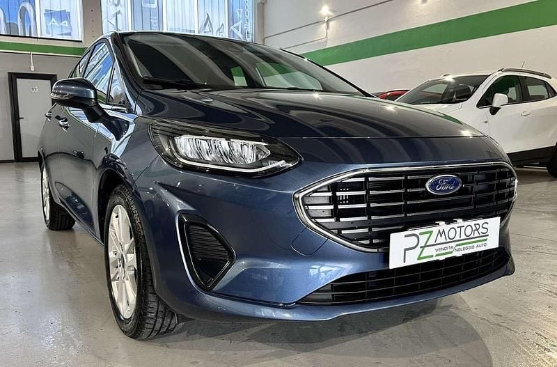 Usata Ford Fiesta Titanium 125 CV (91 kW) 2022 Blu/azzurro Utilitaria