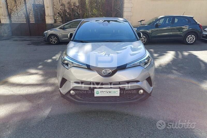 Usata Toyota C-HR Trend 98 CV (72 kW) 2018 Grigio SUV