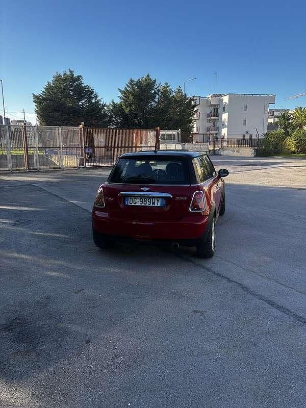 Usata Mini Cooper Chili 120 CV (88 kW) 2006 Rosso Utilitaria