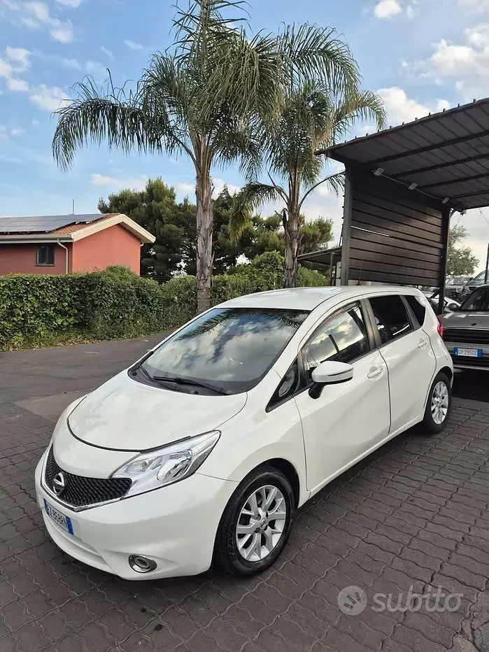 Usata Nissan Note N-TEC 90 CV (66 kW) 2015 Bianco Utilitaria